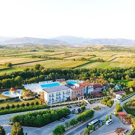 Gardenland База отдыха Bushat