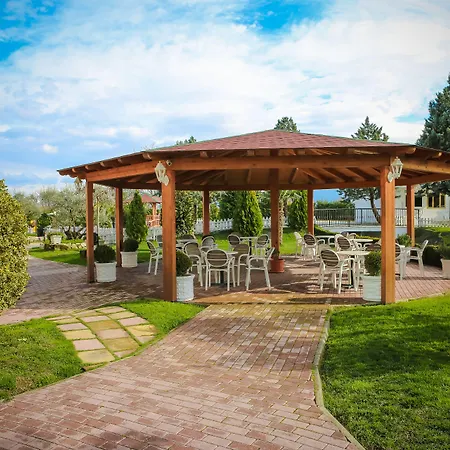 База отдыха Gardenland