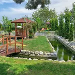 홀리데이파크 Gardenland