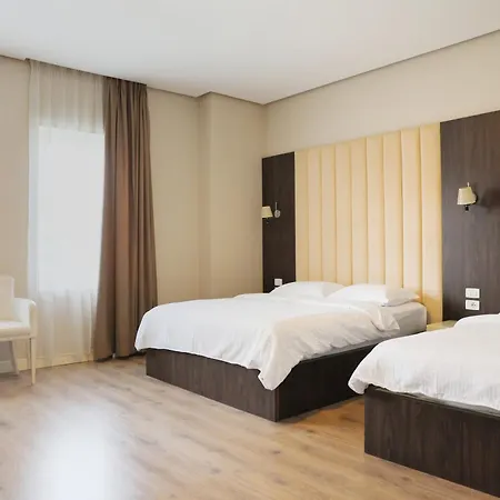 Aldeamento Turístico Gardenland 4*