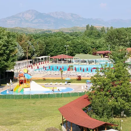 Üdülőpark Gardenland