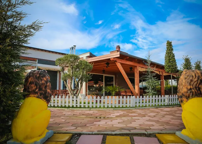Gardenland 4*